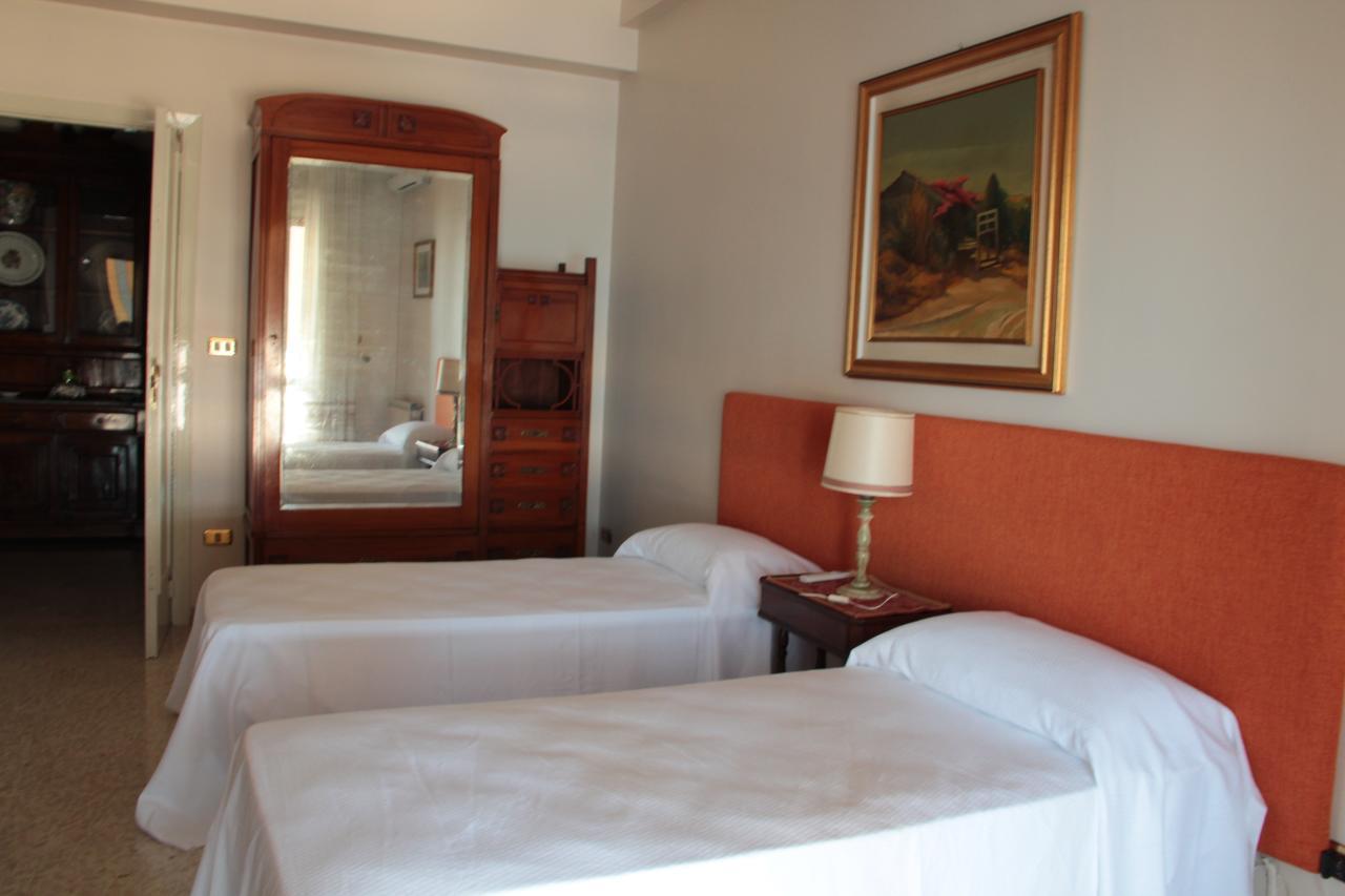 B.&B Margaret'S House Bed & Breakfast Milazzo Ngoại thất bức ảnh